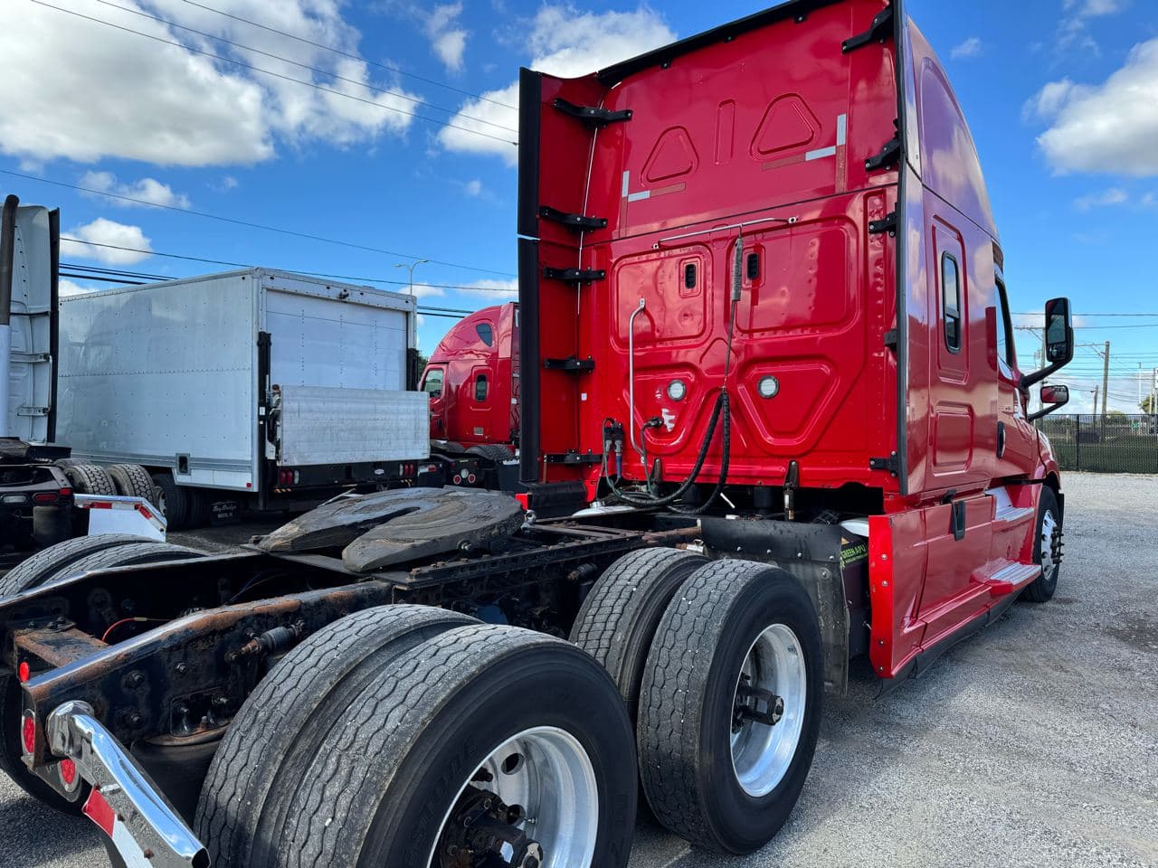 2018 Freightliner Cascadia image 3