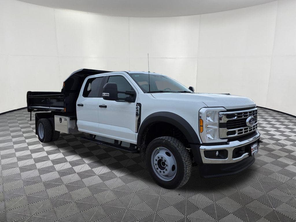 2026 Ford F-450SD XL Dump Truck image 2
