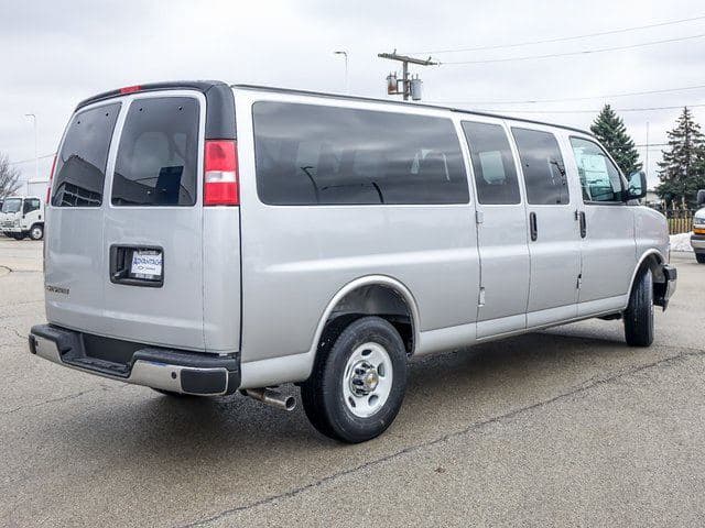 2025 Chevrolet Express 3500 LT 15 Passenger Van image 3