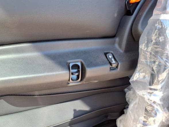 2025 Kenworth T880 image 13