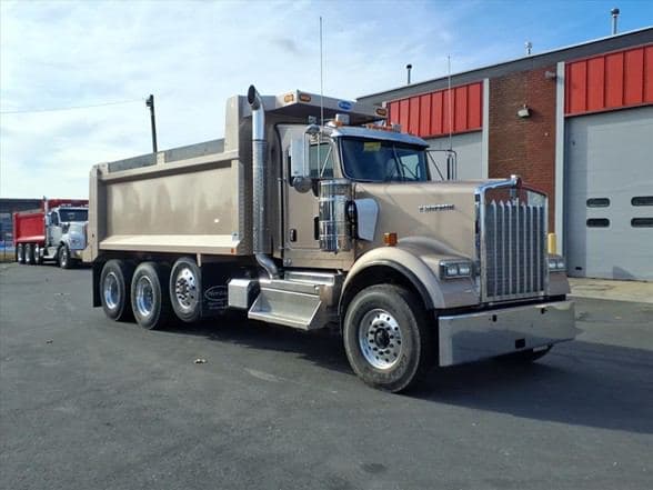 2026 Kenworth W900 image 1