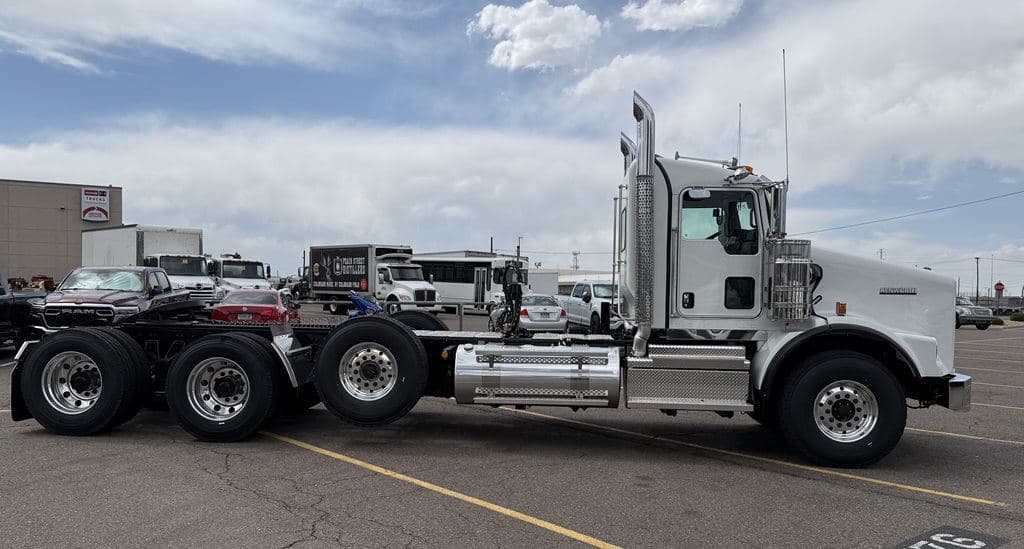 New 2027 KENWORTH T800 image 7
