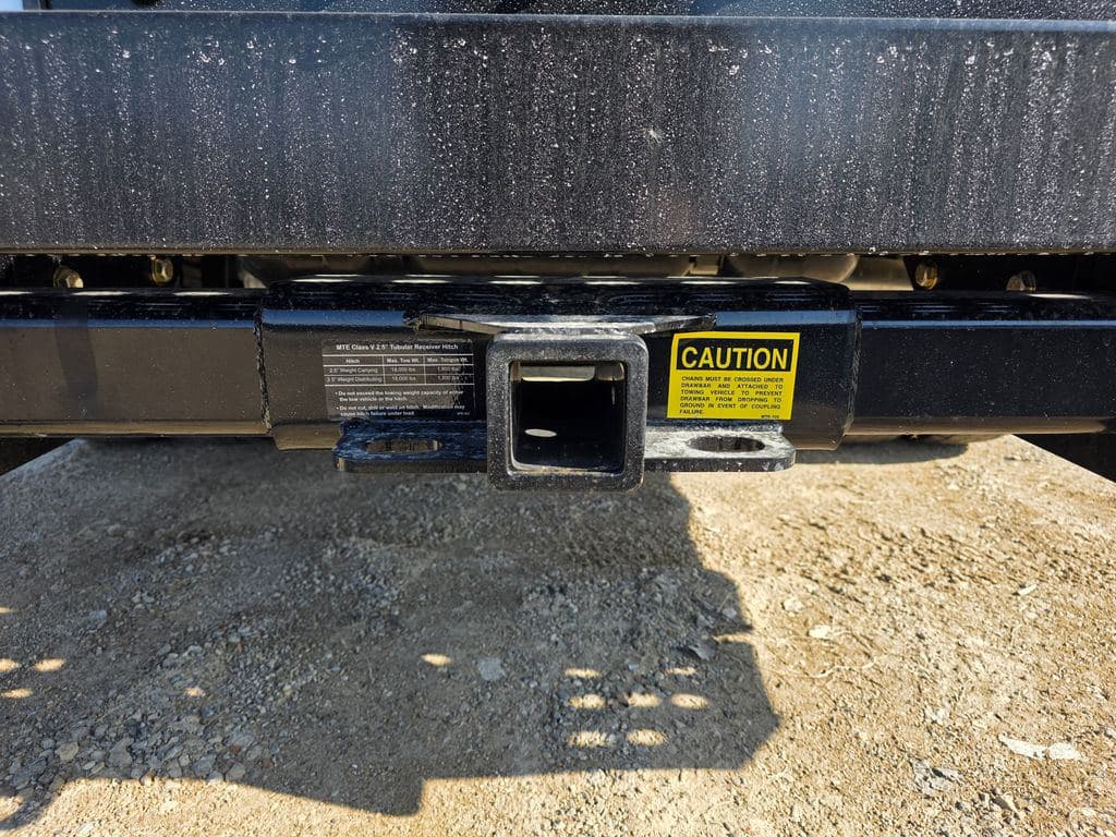 2026 Ford F-550SD XL Service Utility Body image 13