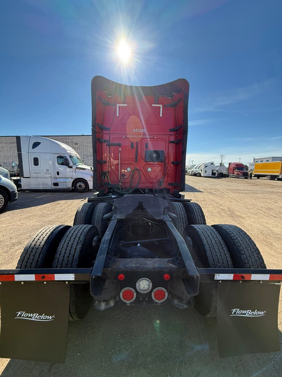 2022 Freightliner Cascadia  image 6