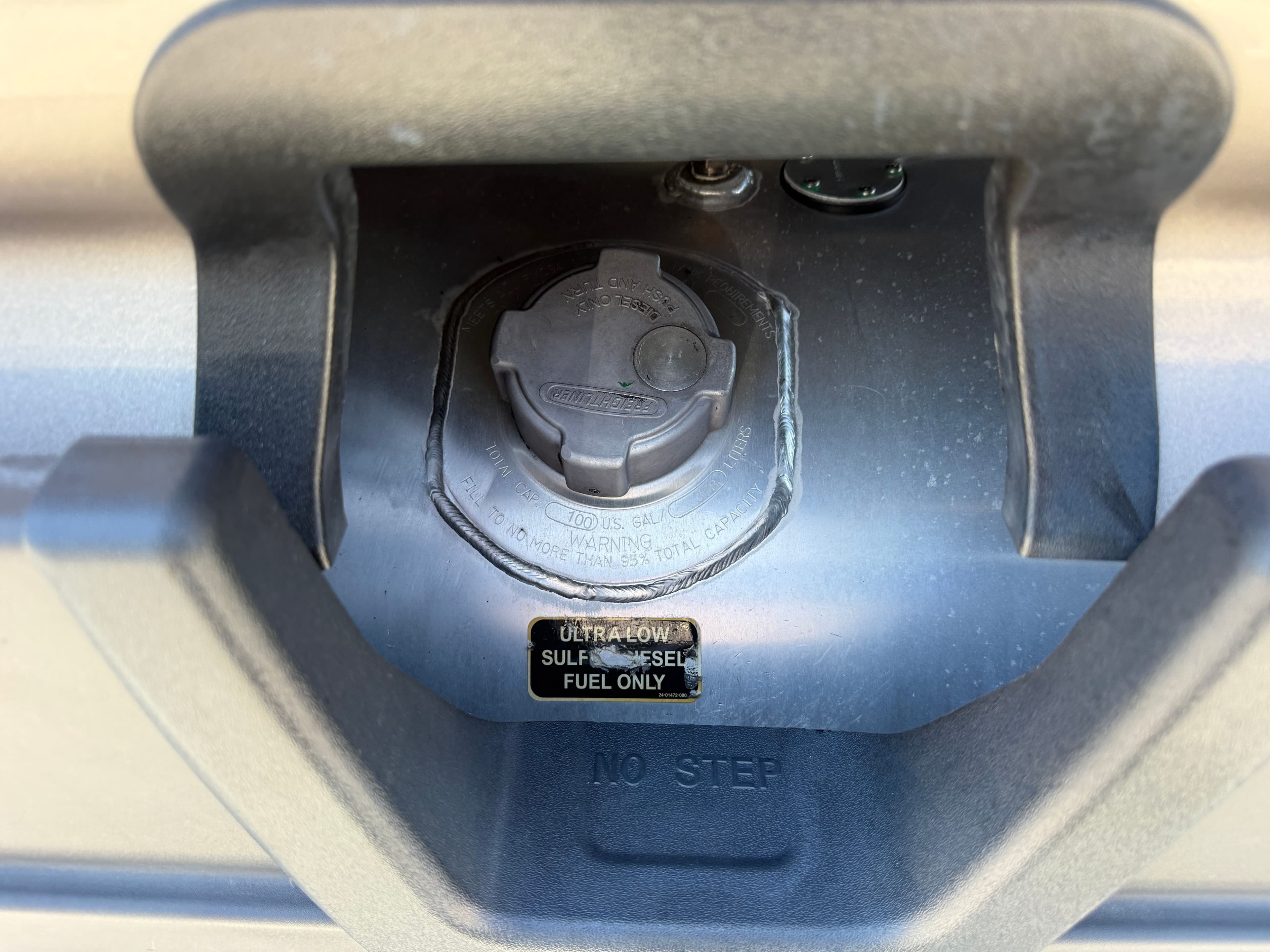 2024 Freightliner Cascadia 126 image 12