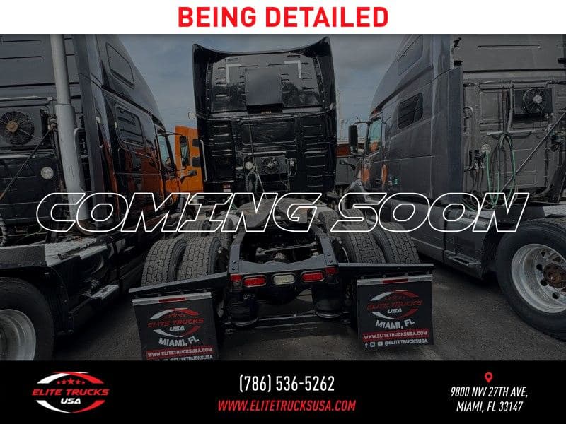 2019 Volvo VNL image 3