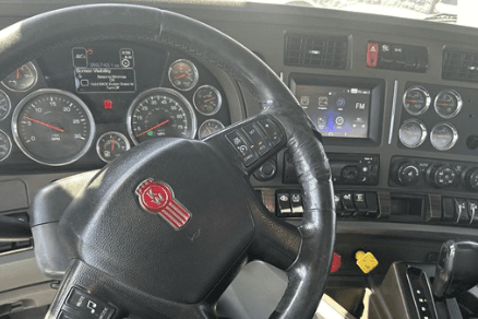 2018 Kenworth T680 image 5