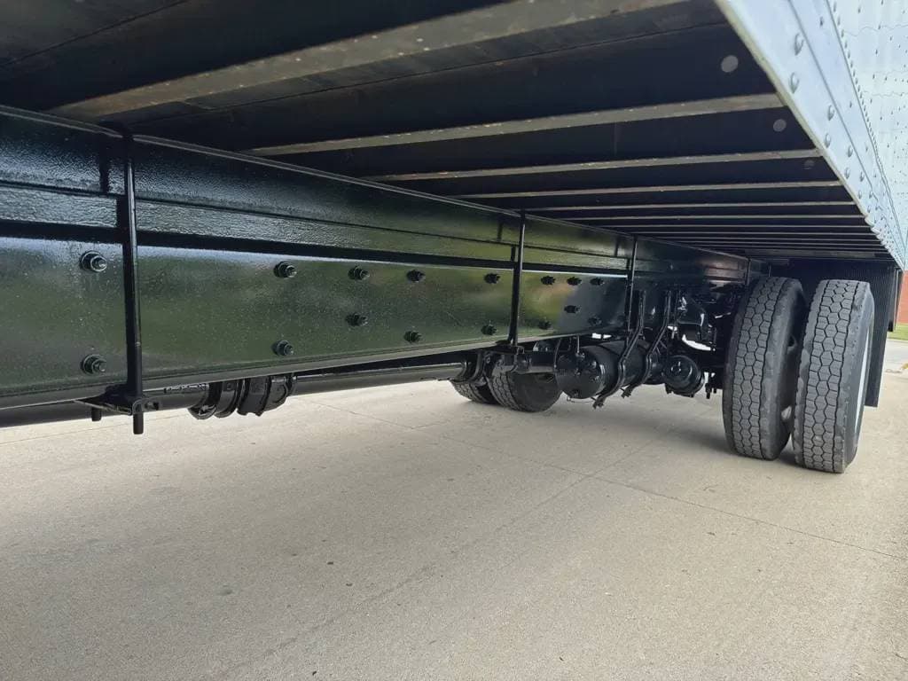 2022 Freightliner M2 image 9