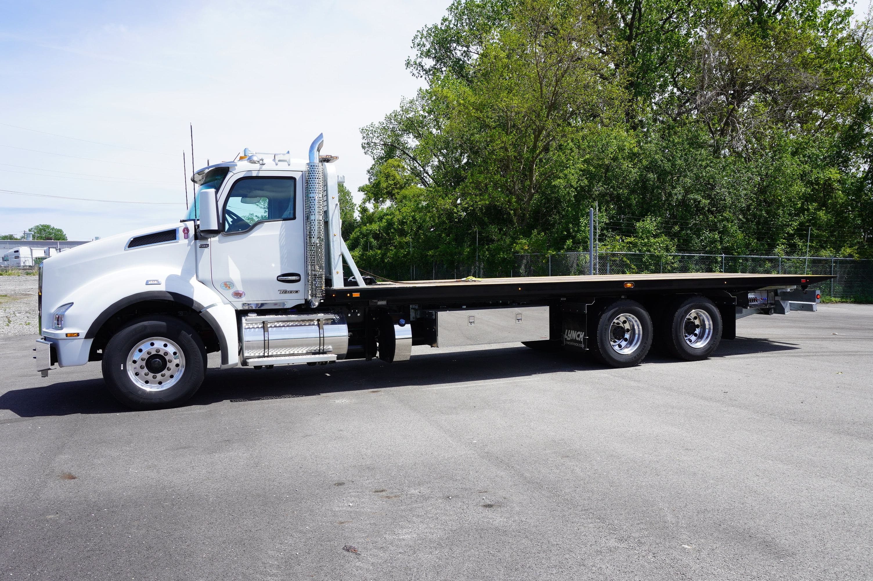 2025 Kenworth T880 STK#6116C image 2