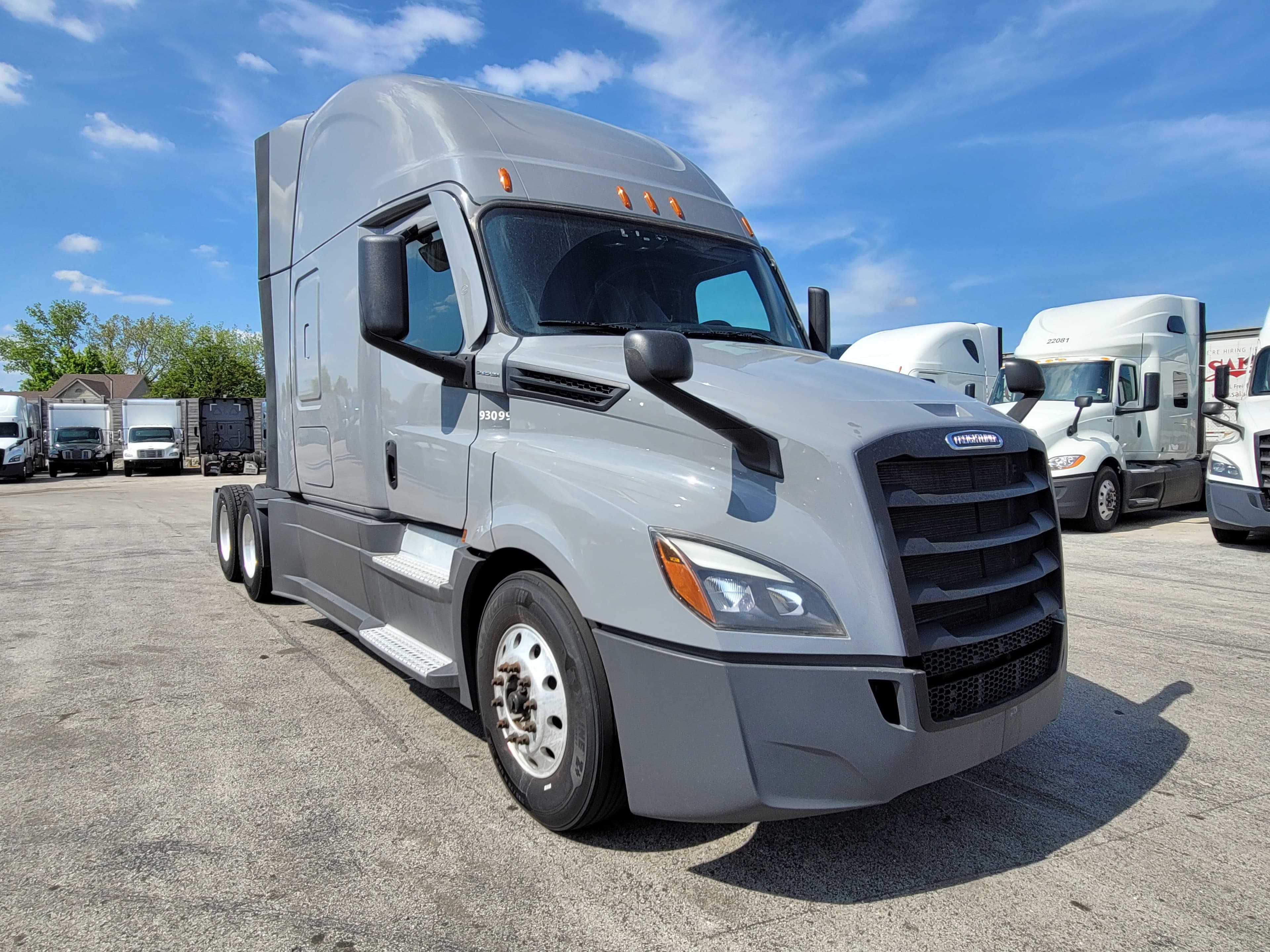 2023 Freightliner Cascadia 126 image 5