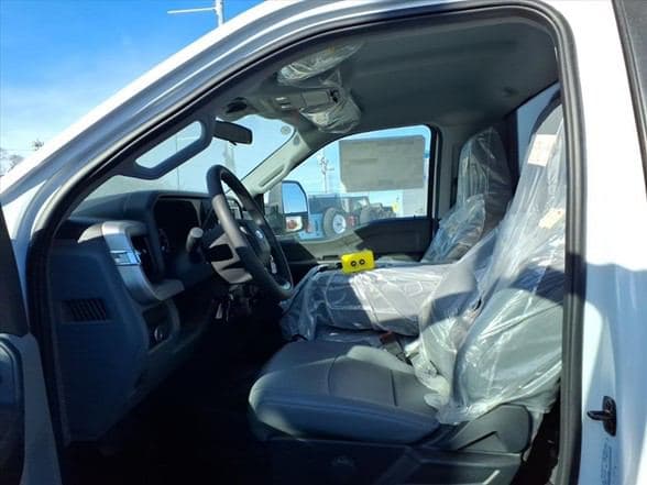 2026 Ford F550 SD XL image 14