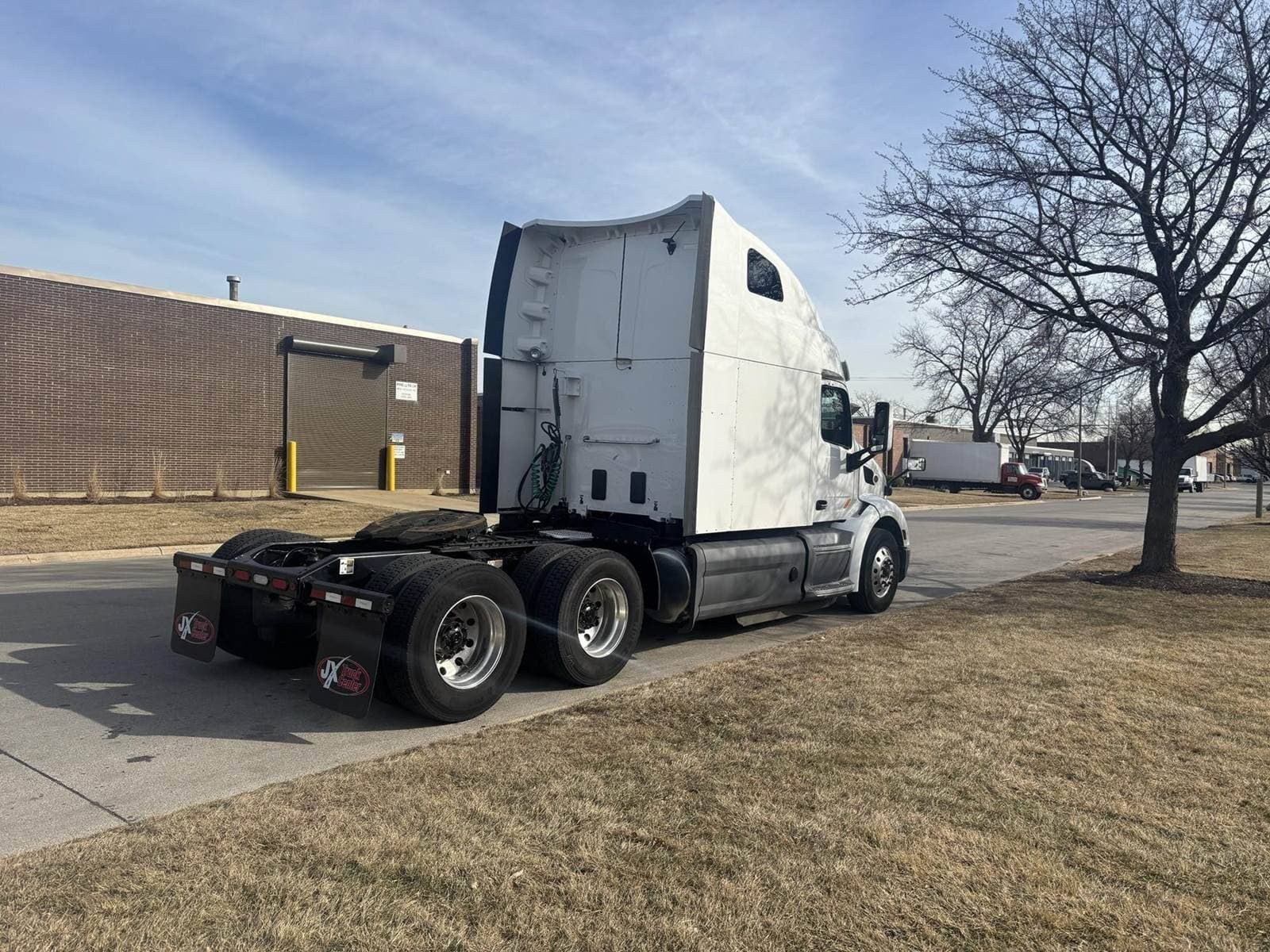 2021 Peterbilt 579 image 3