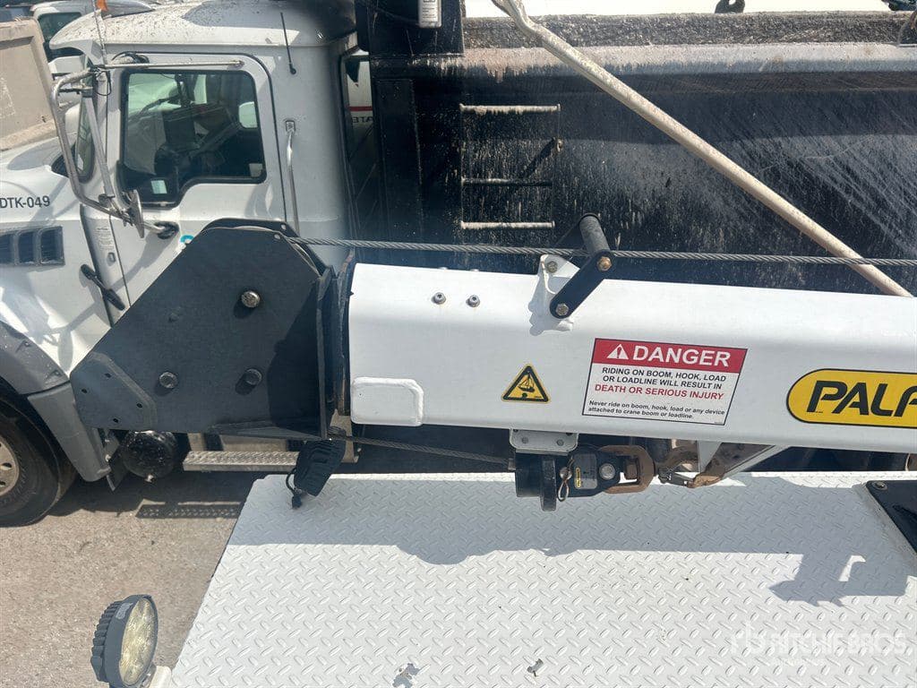 2018 Ford F550sd image 20