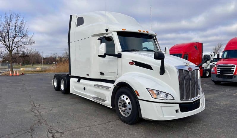 2024 Peterbilt 579 image 3