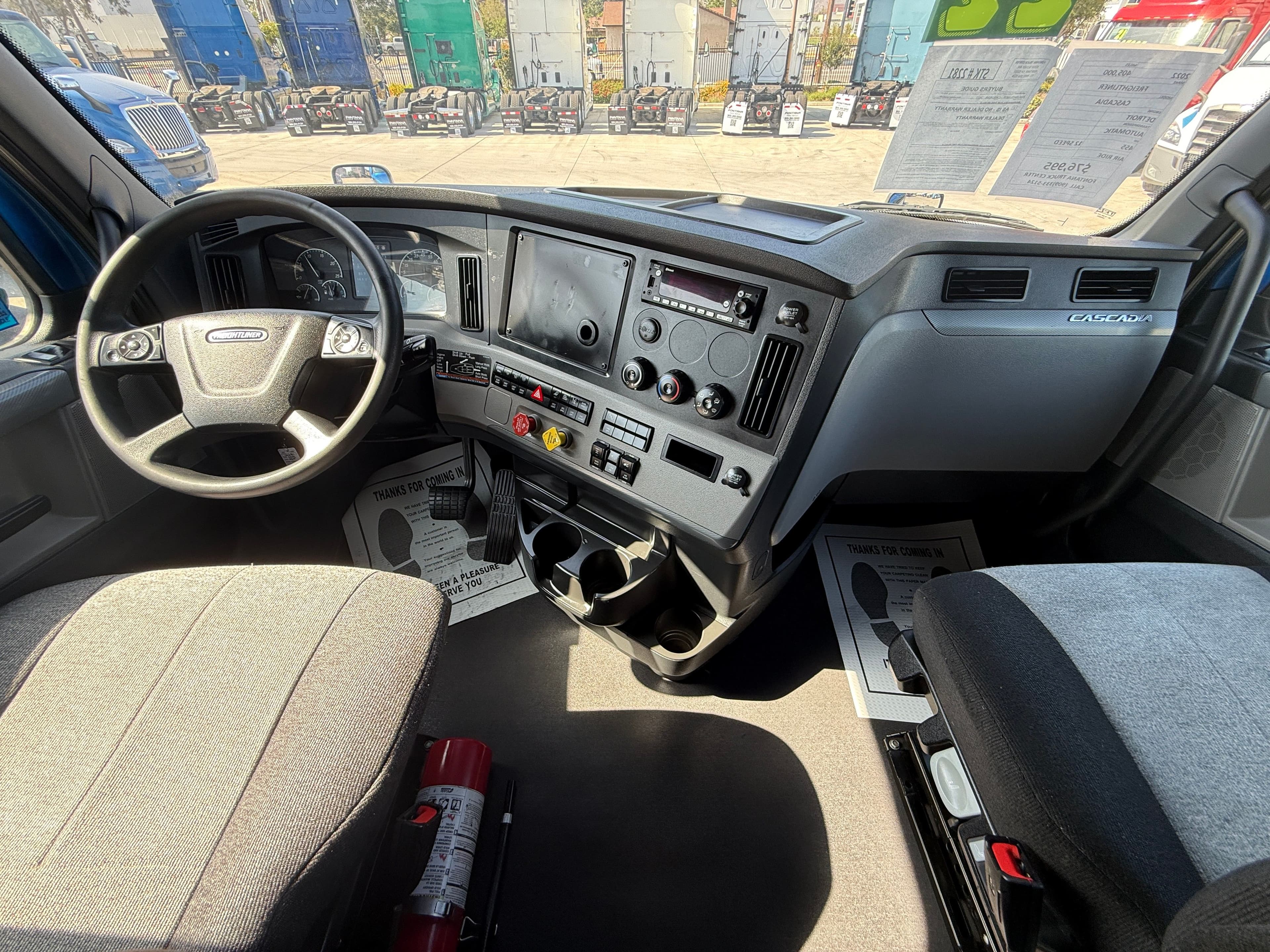2022 Freightliner Cascadia 126 image 17