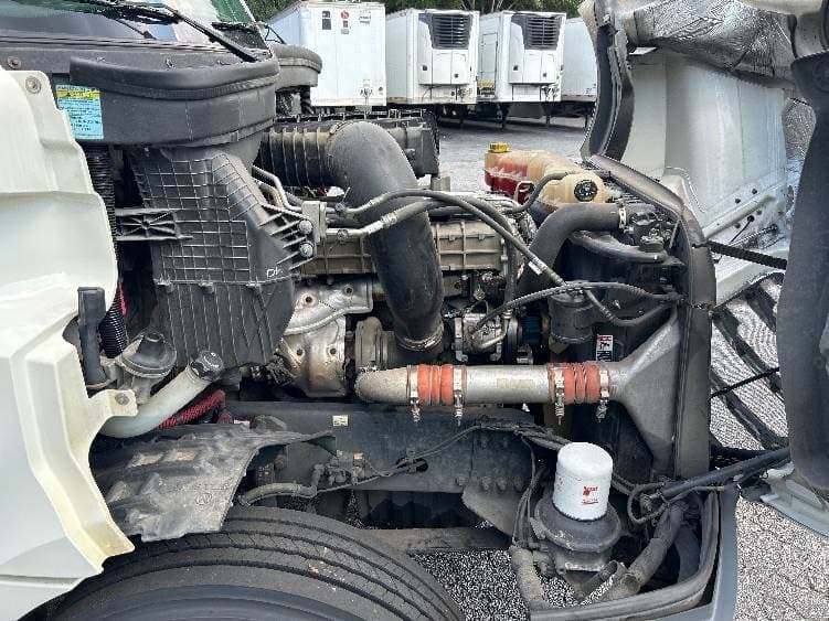 2018 Freightliner Cascadia image 5