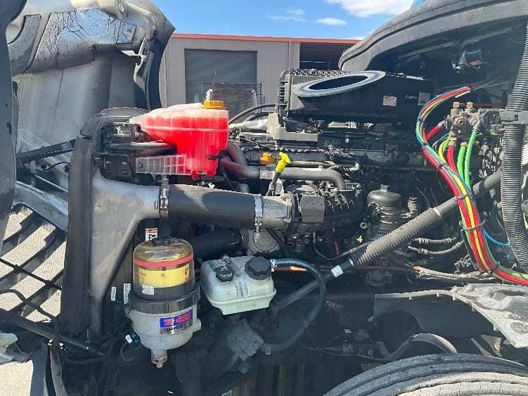 2018 Freightliner Cascadia image 6