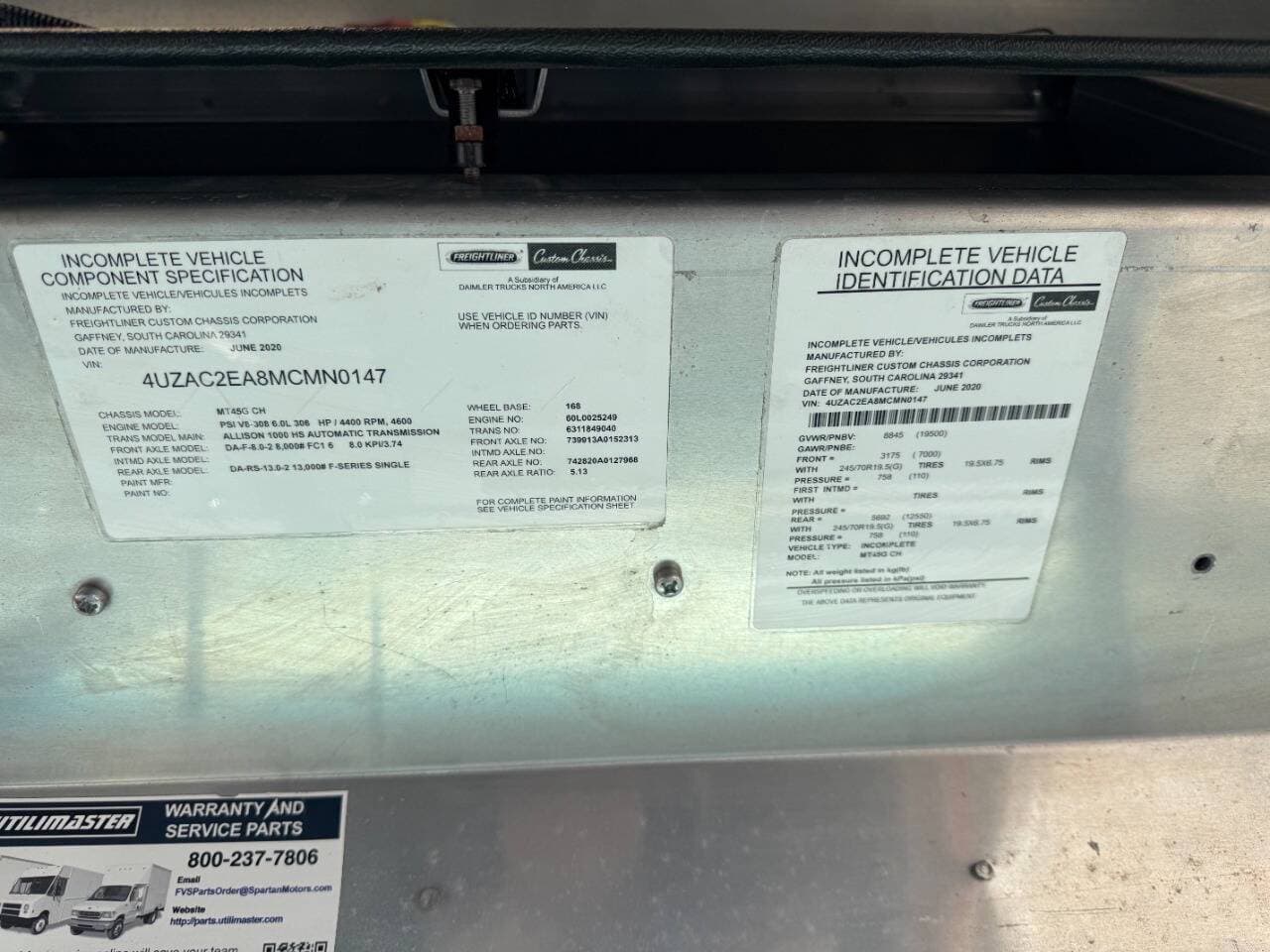 2021 Freightliner MT45 image 8