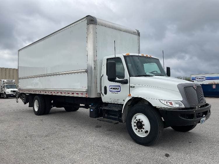 2022 International MV607 Box Truck - 220HP, 6 Speed Automatic, Roll up Door image 1
