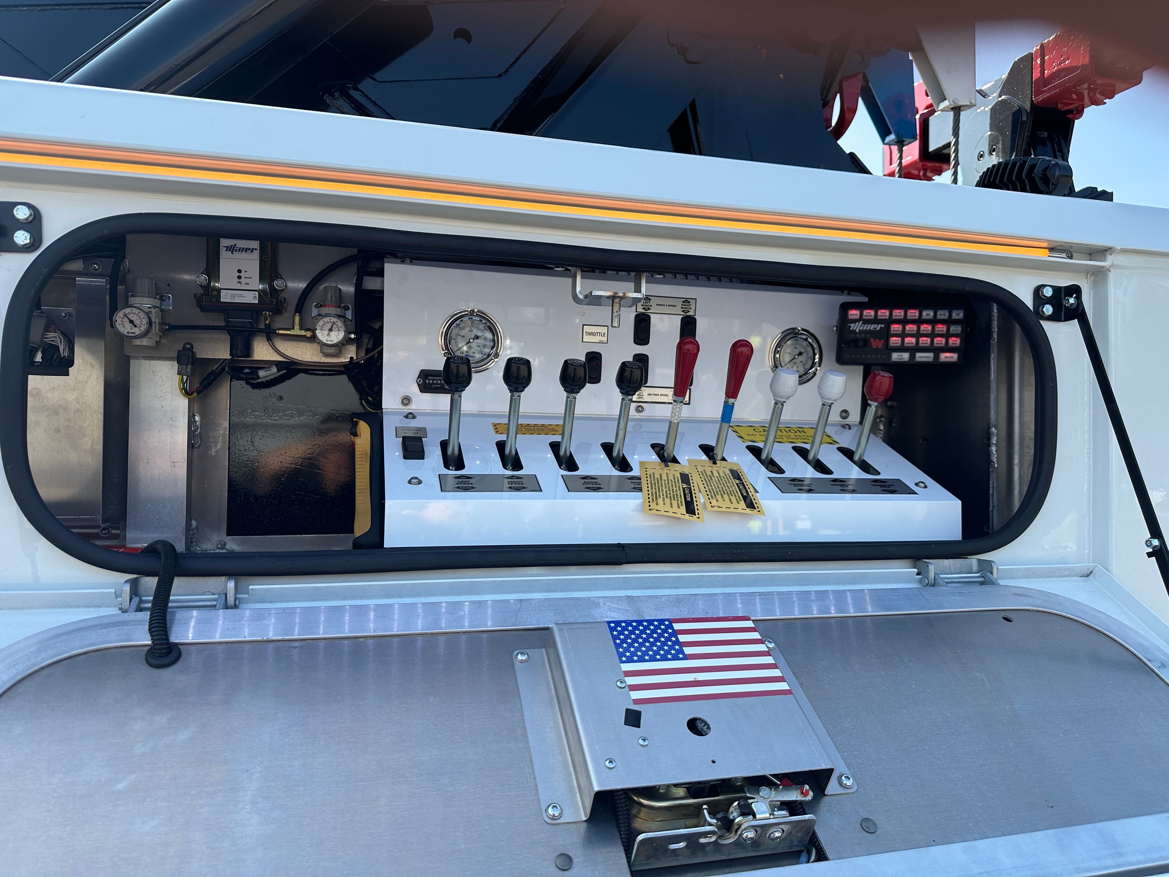 2025 Kenworth T880 WITH A CENTURY 9055XL image 21