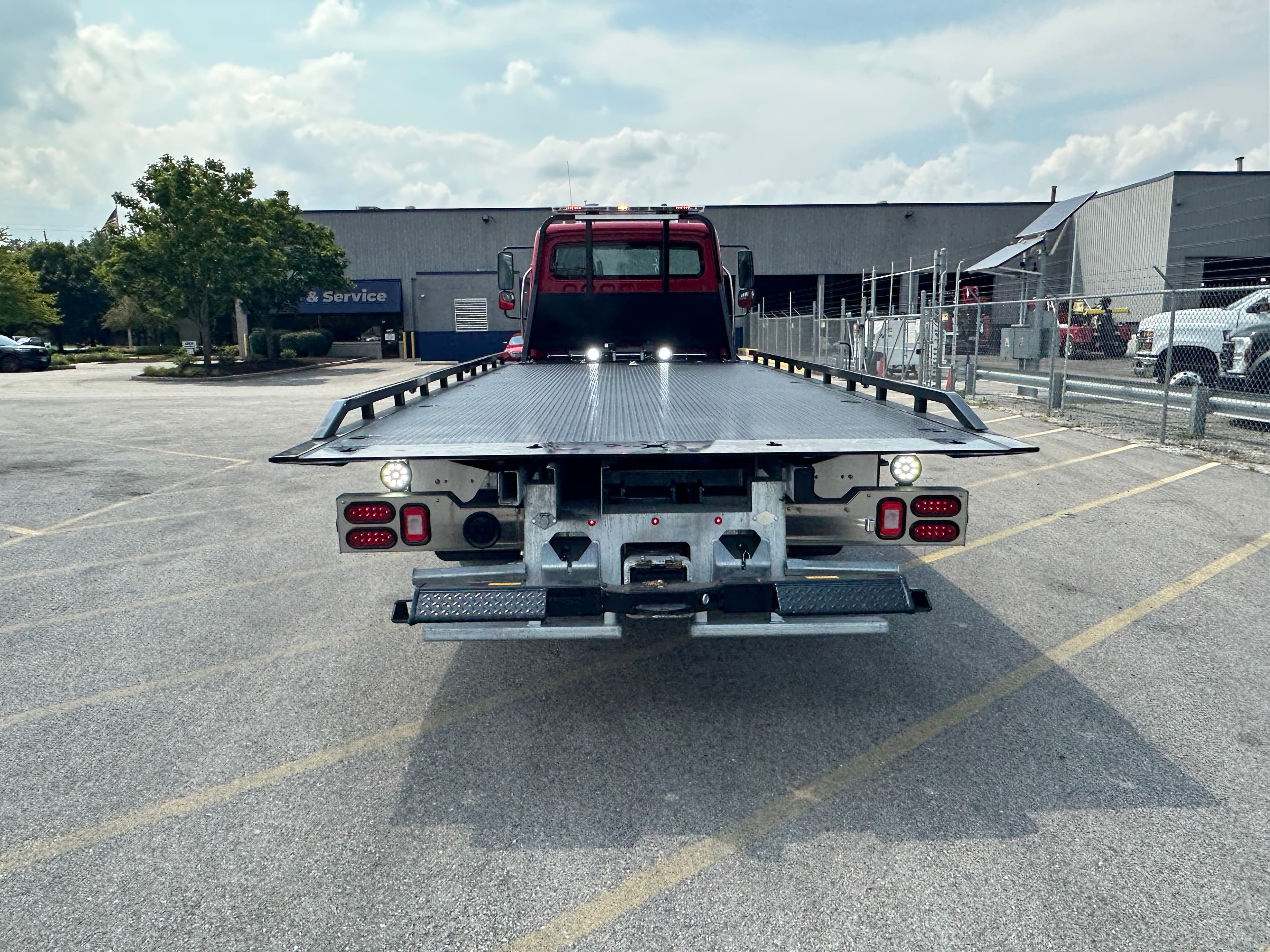 2025 Freightliner M2 106 Medium Duty WITH A CENTURY 21.5' STEEL CARRIER  (SK#: 6119C) image 5