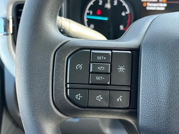 2024 Ford F550 image 20