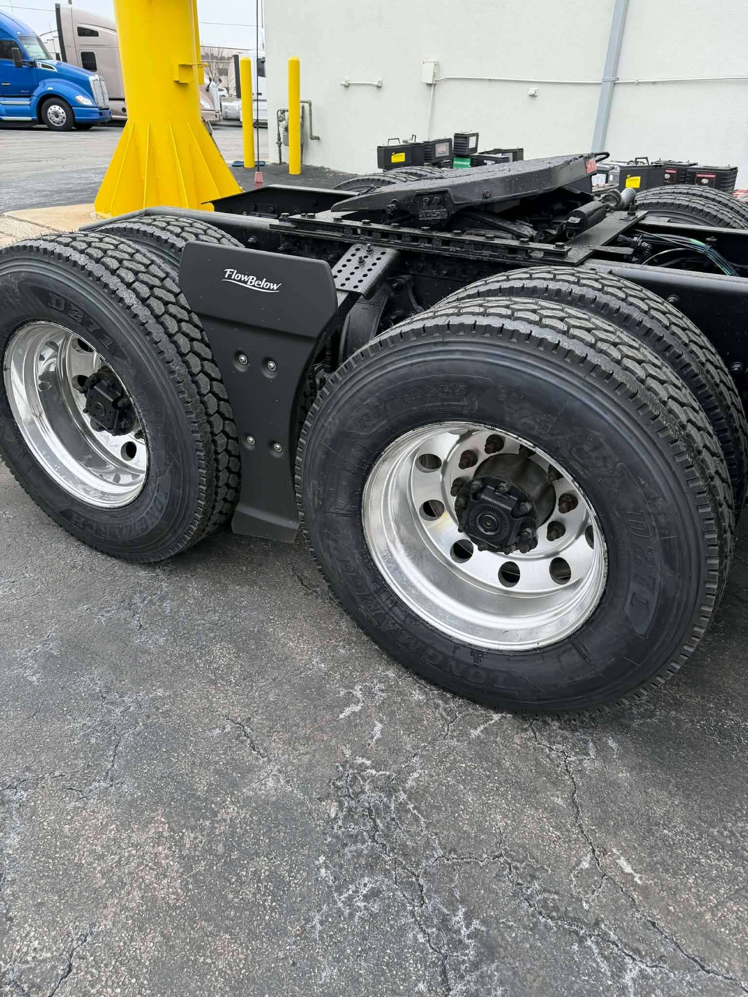 2022 Freightliner Cascadia image 7