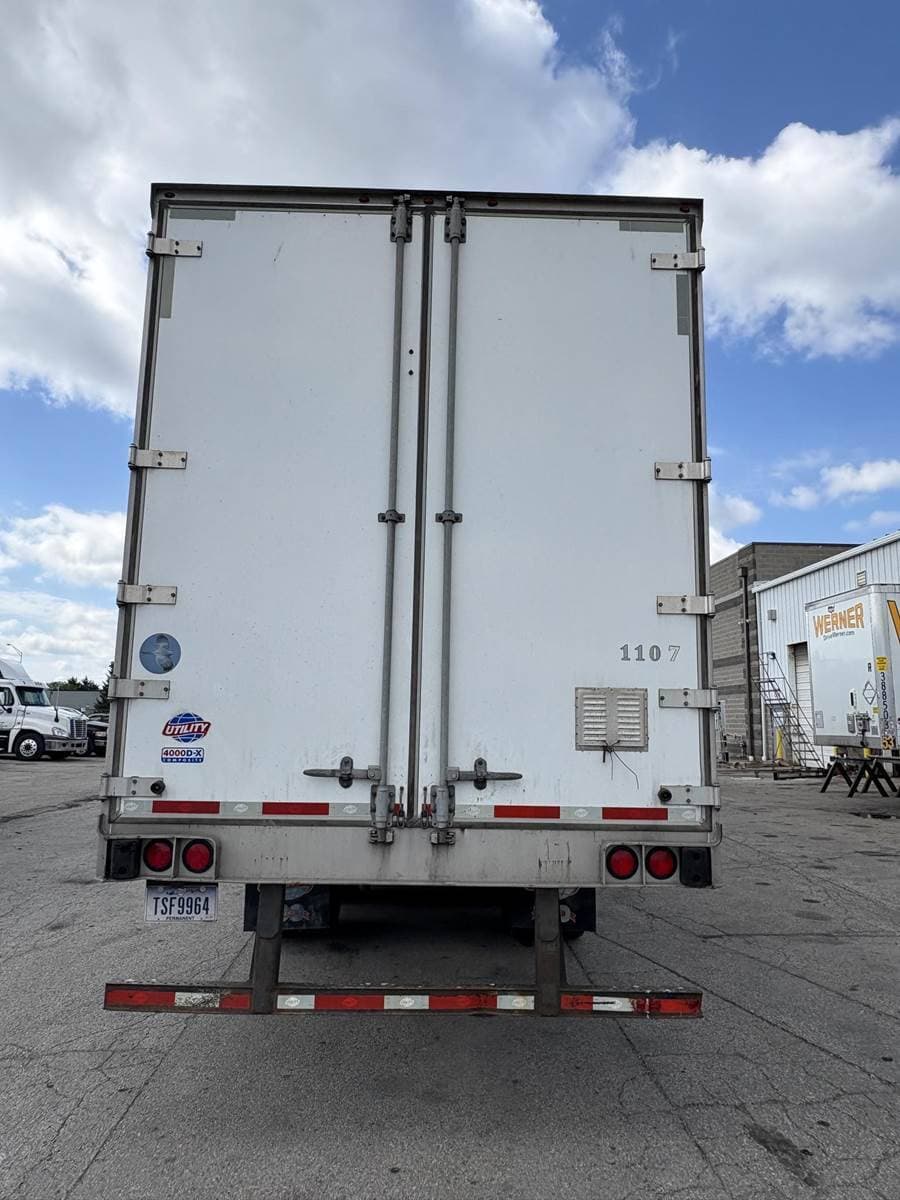 2018 Utility 4000D-X image 6