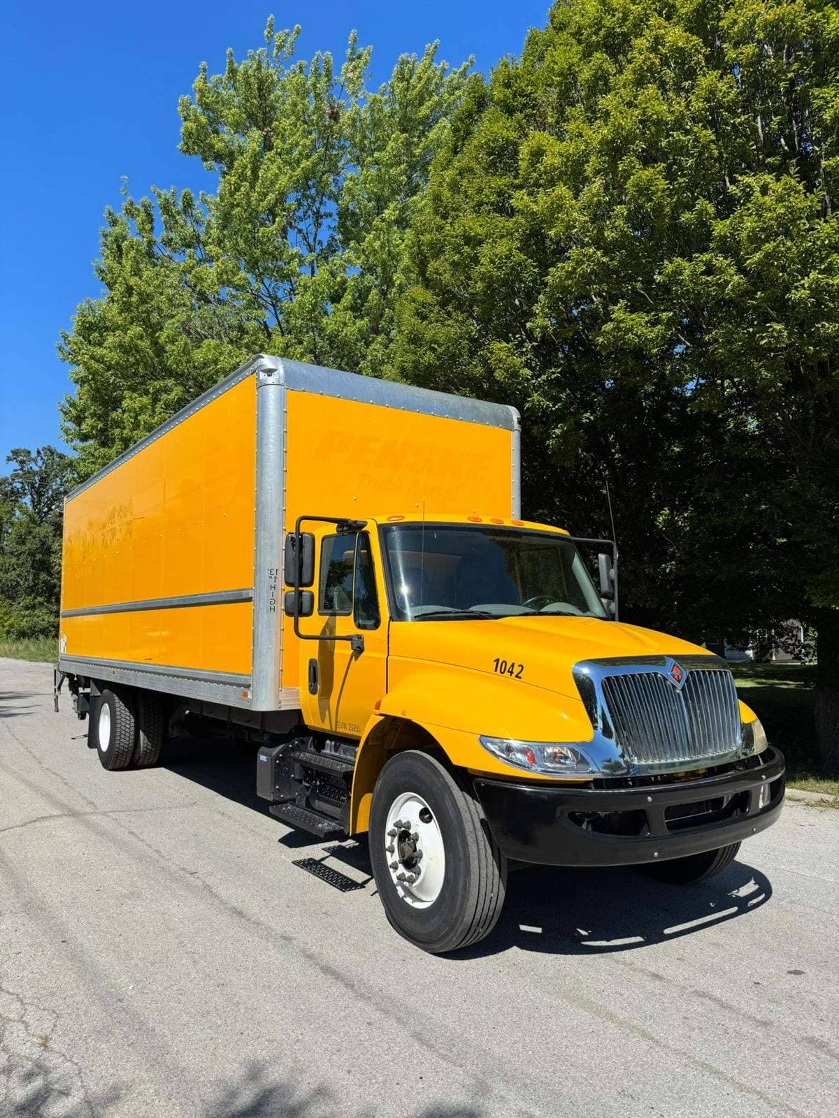 2019 International MA025 image 4