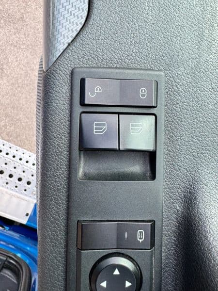 2021 Freightliner Cascadia image 51