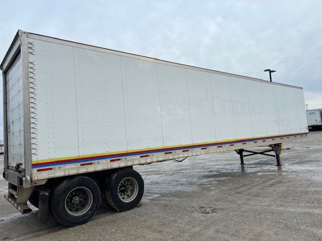 2014 Utility 4000D-X image 4