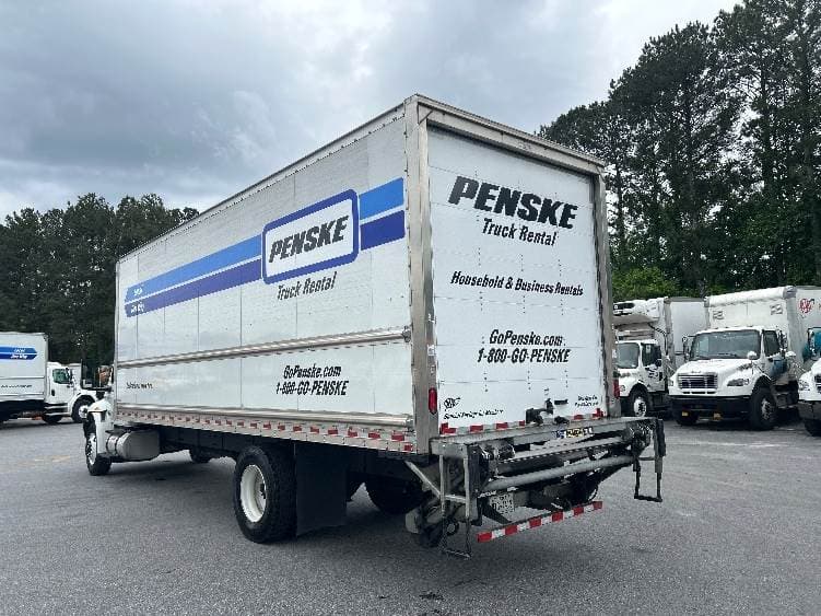 2022 International MV607 Box Truck - 220HP, 6 Speed Automatic, Roll up Door image 6