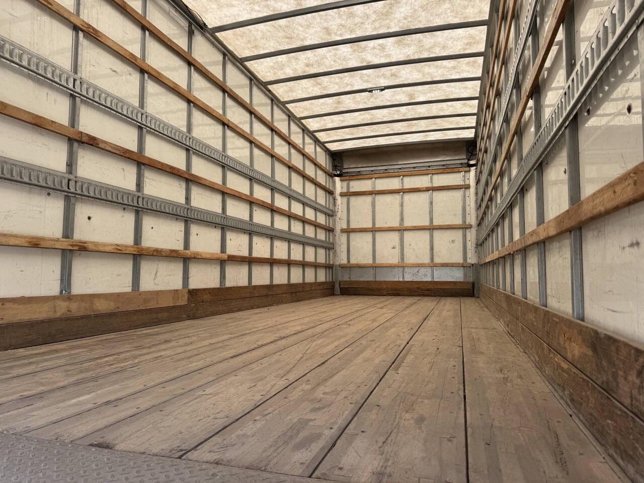 2019 Freightliner M2 106 image 12