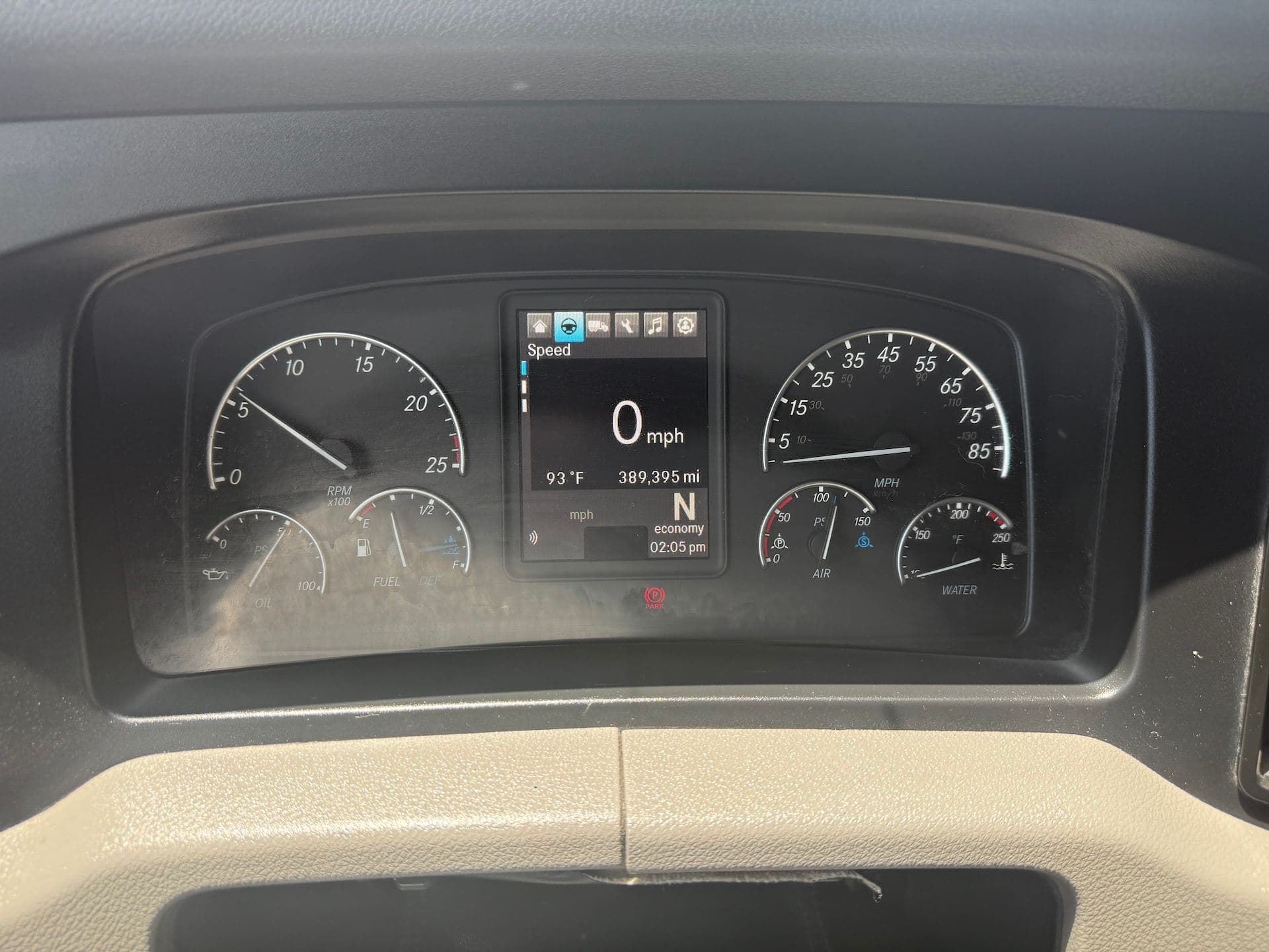 2021 Freightliner Cascadia 126 image 14