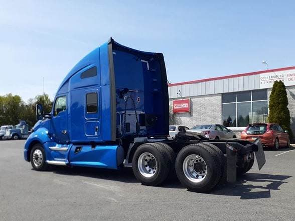 2019 Kenworth T680 image 3