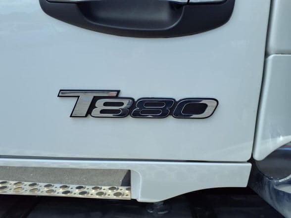 2025 Kenworth T880 image 29