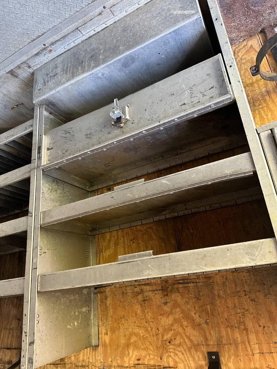 2014 Freightliner MT45 image 35