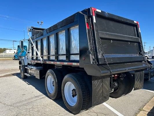 2016 Mack GU (Granite) image 3