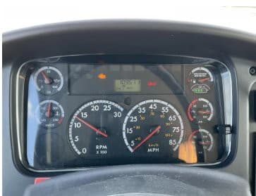 2014 Freightliner M2 106 image 12
