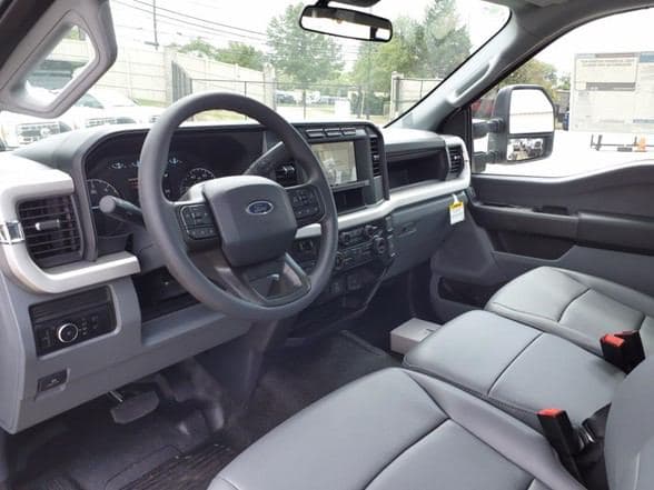 2024 Ford F550 SD XL image 6