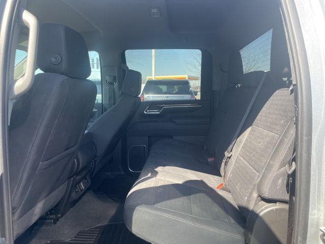 2025 Chevrolet Silverado 2500HD LT image 7