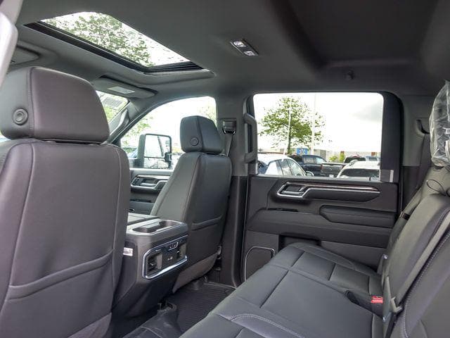 2026 Chevrolet Silverado 2500HD LTZ image 19