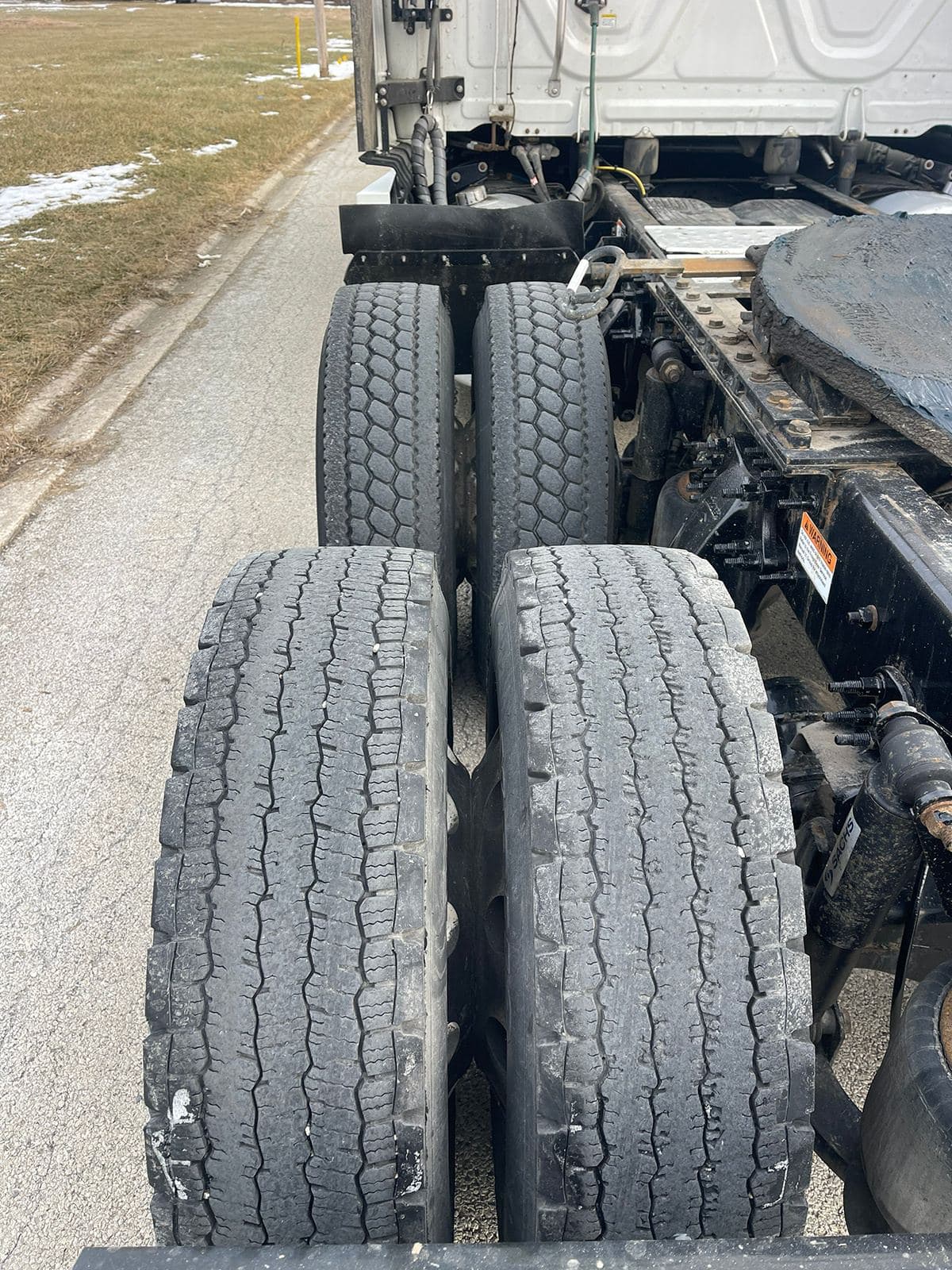 2020 Freightliner Cascadia image 12