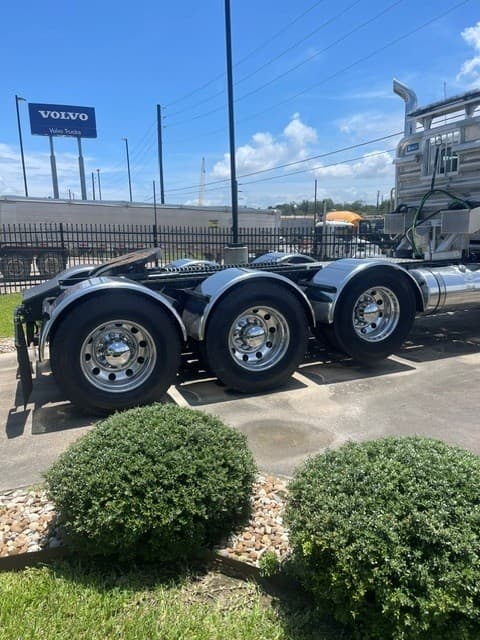2026 Mack Granite Heavy Haul image 5