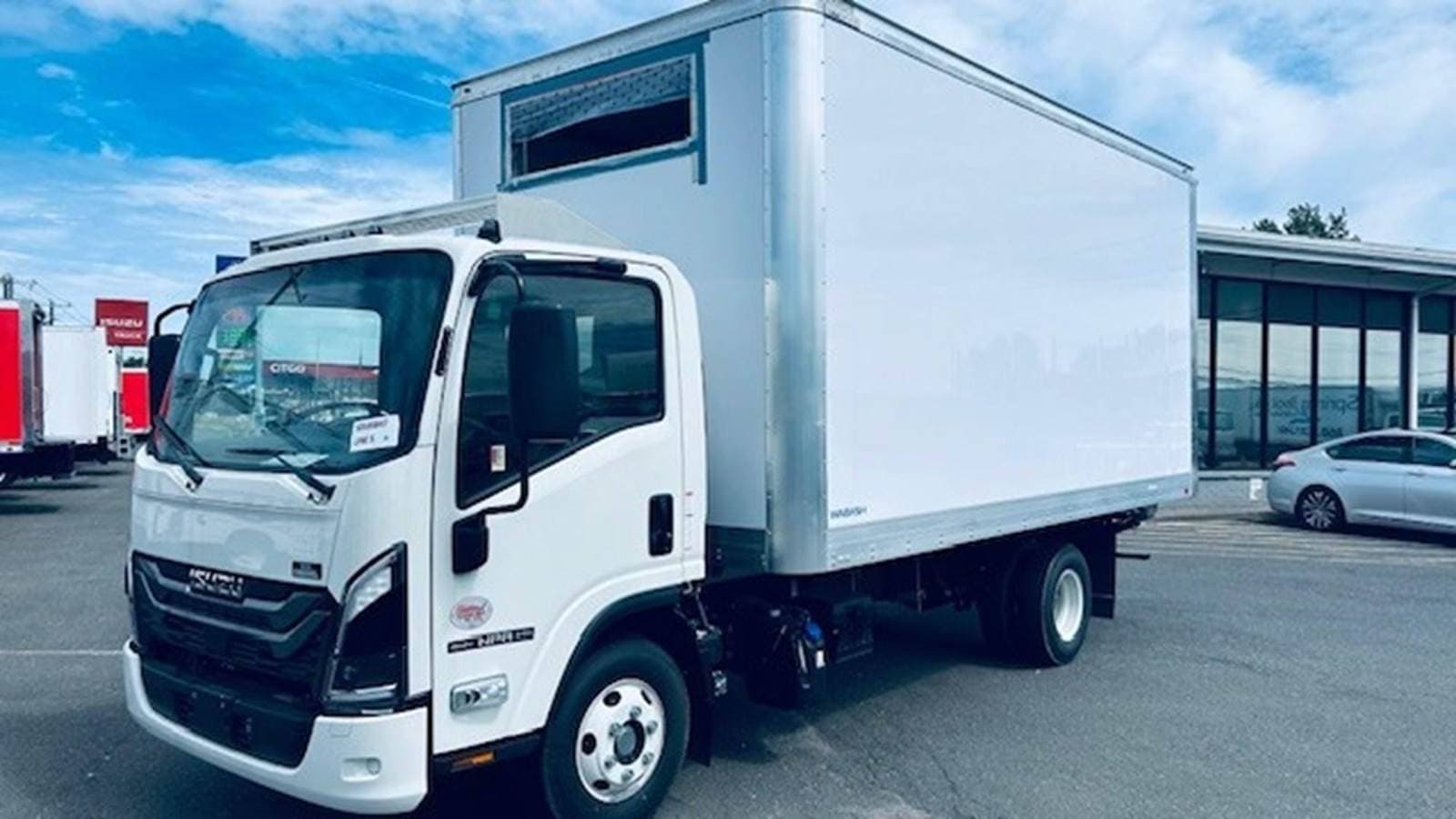 2025 Isuzu NPR-HD image 1