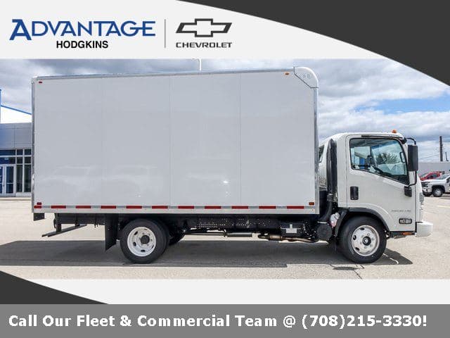 2025 Chevrolet 4500 HG LCF Gas Work Truck 150" Wheelbase Cab Chassis image 2