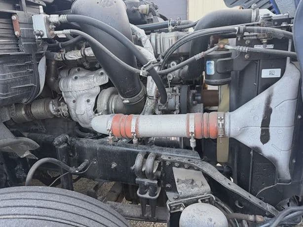 2018 Freightliner Cascadia image 13