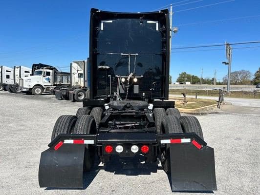 2021 Kenworth T680 image 6