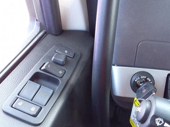 2025 Kenworth T880 image 23