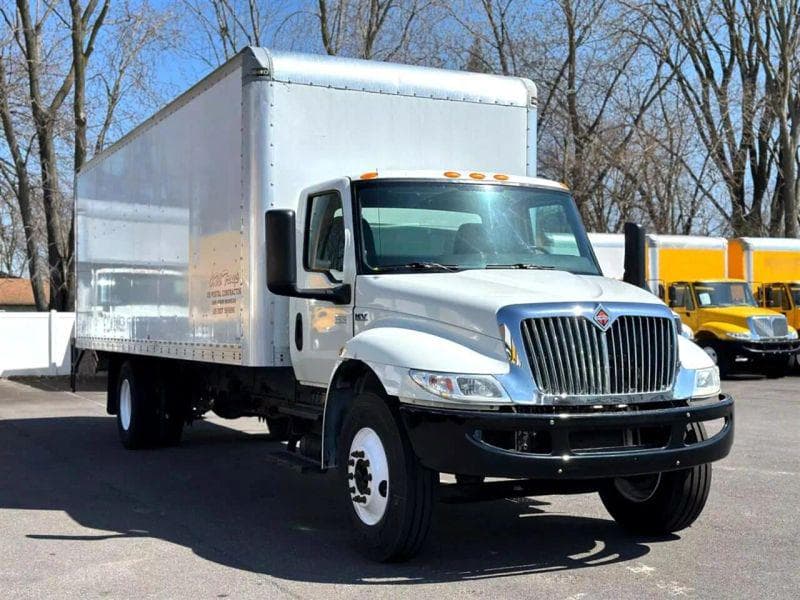 2020 International MV607 image 3